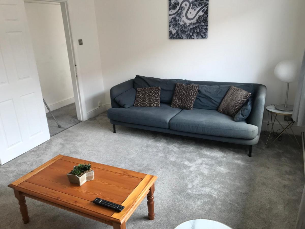 4 Bedroom Property Which Sleeps 8 Very Close To The Harry Potter Studio And Watford Junction Luaran gambar