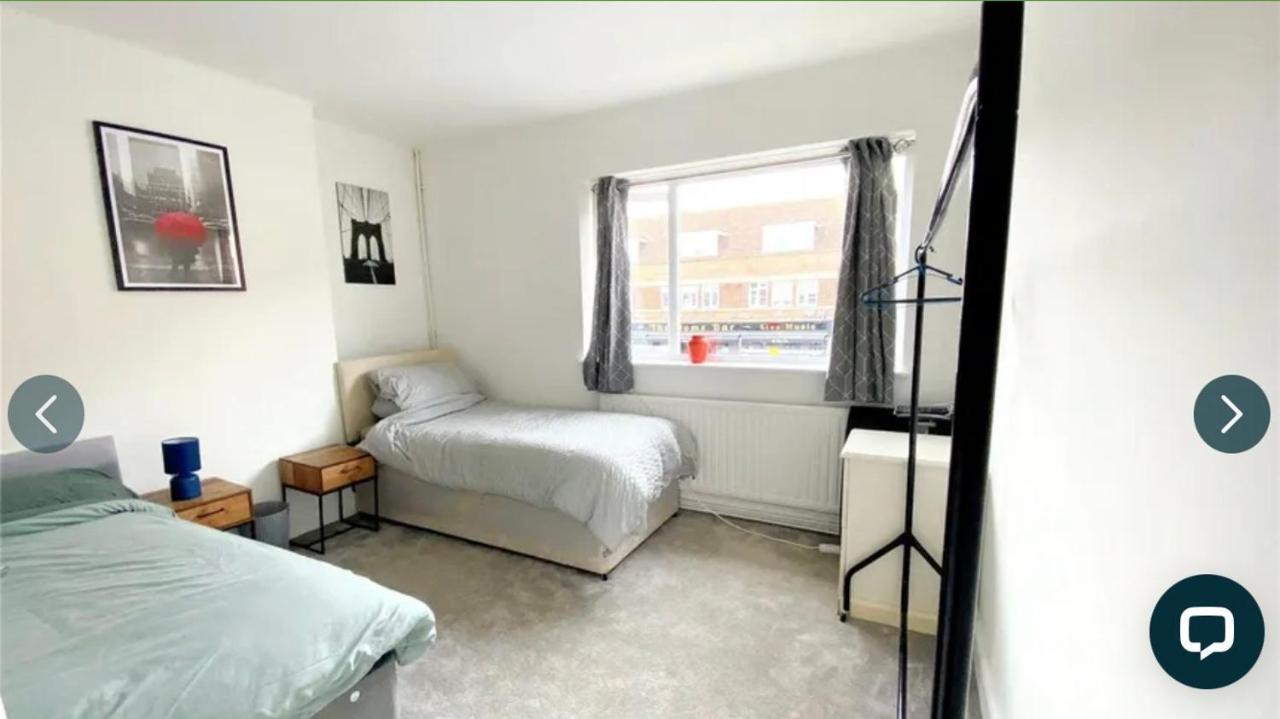 4 Bedroom Property Which Sleeps 8 Very Close To The Harry Potter Studio And Watford Junction Luaran gambar